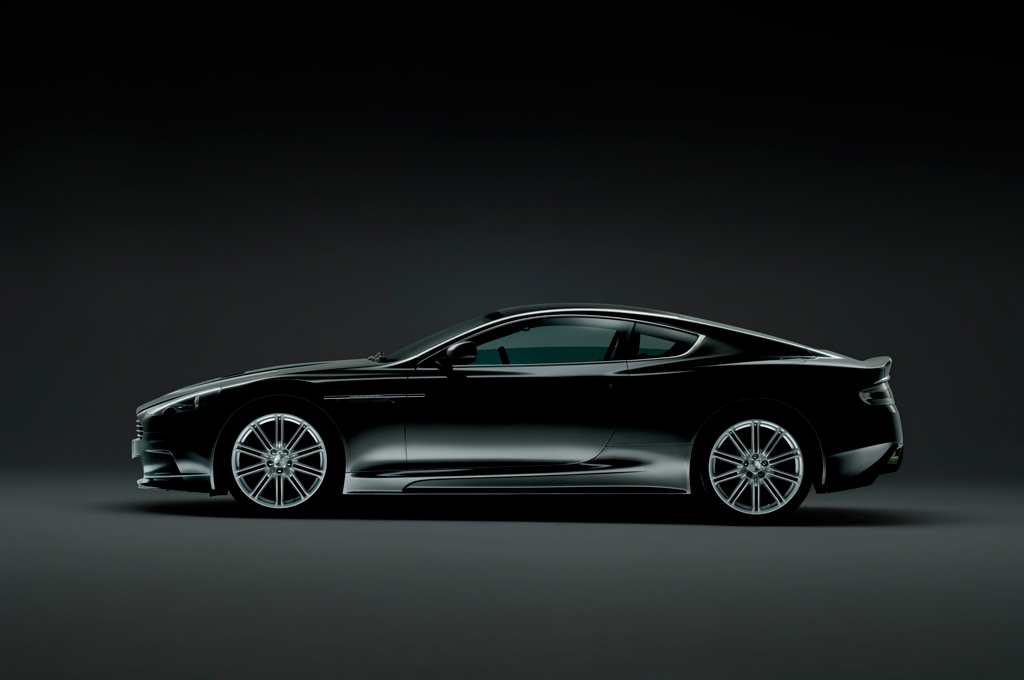 Quantum of Solace Aston Martin Photograph 3